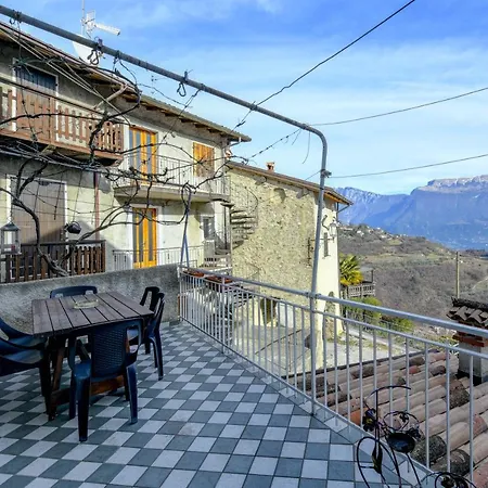 Holiday home Casa Nel Borgo - Casa Oliva *